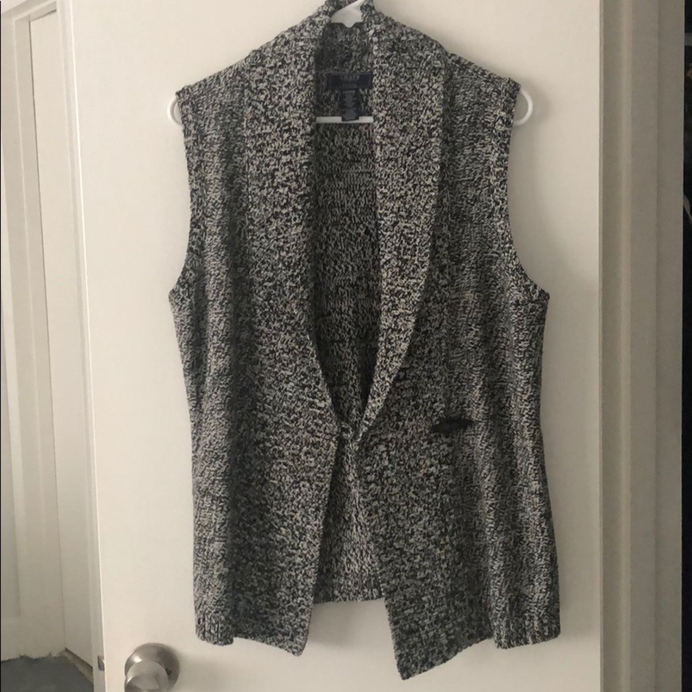 Vest - Picture 5 of 5